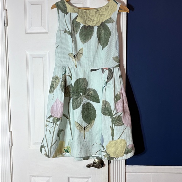 Ted Baker Eleta Floral Dragonfly Fit Flare Sleeveless Dress - 3 (US 8) - Picture 4 of 4